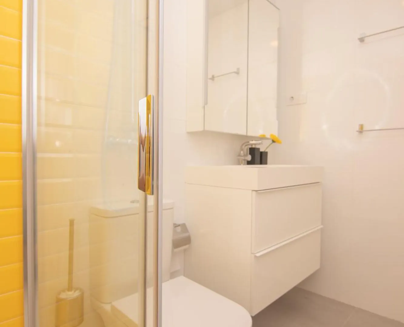 Cascasas The Yellow Apartment La Oliva Spanje